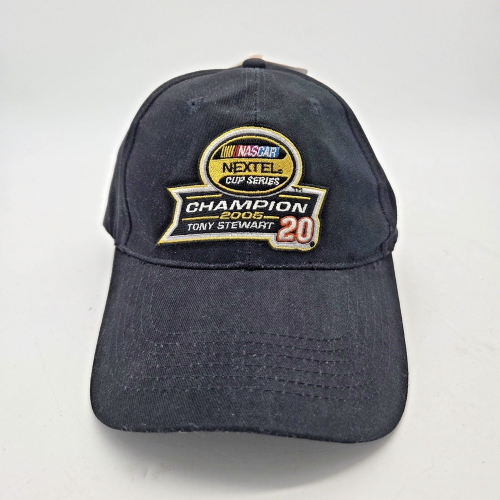 NWT NASCAR NEXTEL CUP SERIES 2005 CHAMPION TONY STEWART 20 CAP TRUCKER HAT Black